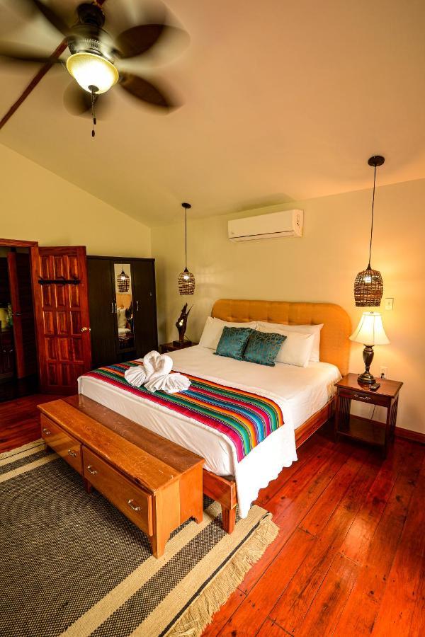 Kikiwitz Resort Belmopan Esterno foto